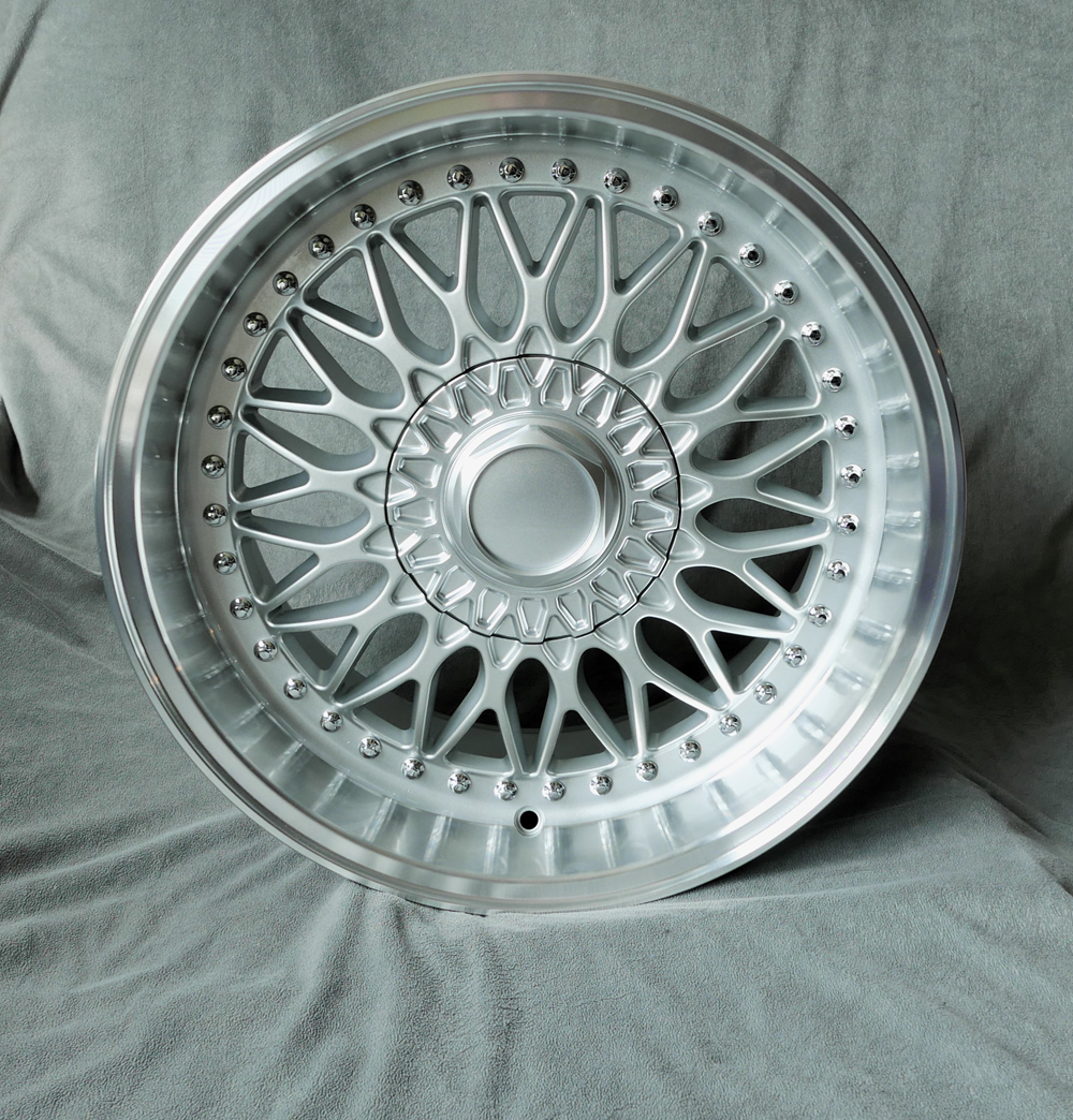 RC 90 Style, 8,5x17 MERCEDES W210 E-Klasse