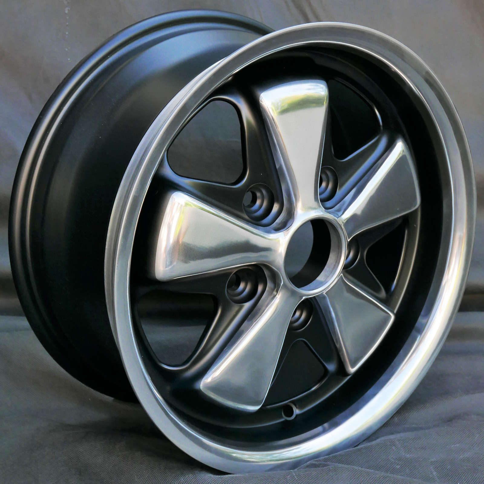 5 spoke, 7x15 black/polished | Wheel | MX170015RX-porsche91119631968-E