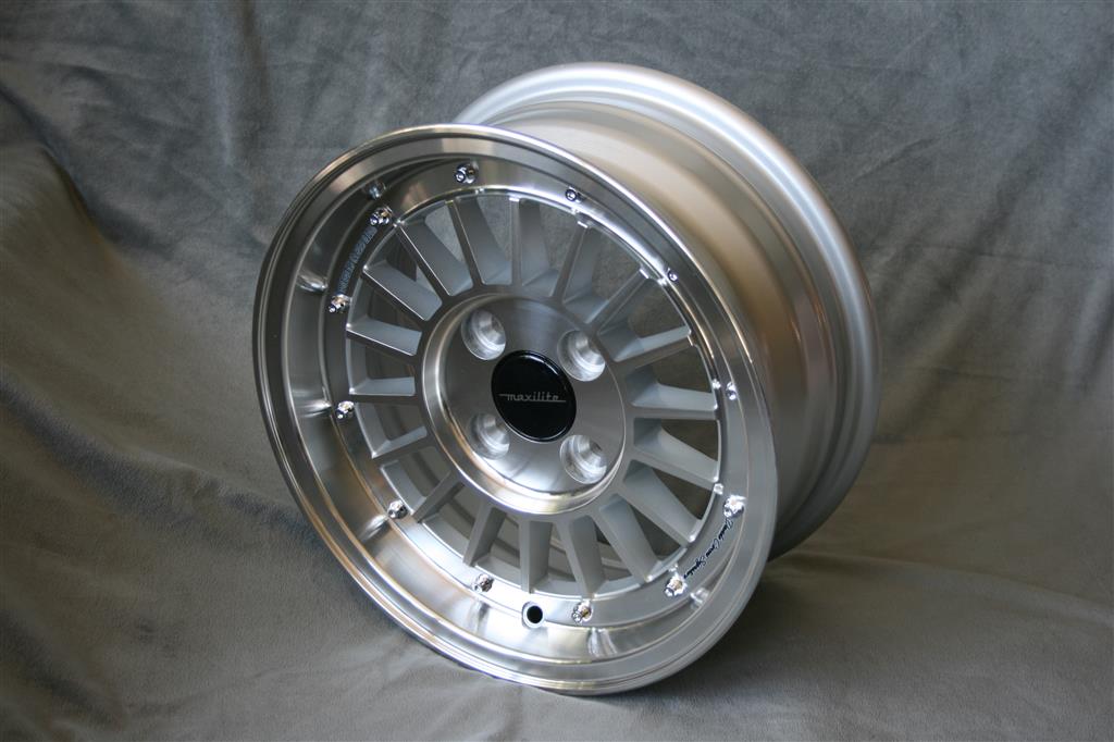 4x Working Class Hero, 5.5x13 + KM3 Radmuttern