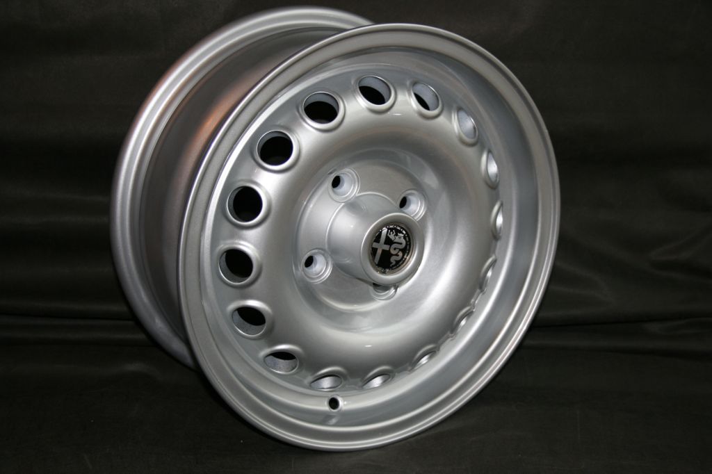 4x GTA Style, 6x15 + KM7 Hutmuttern