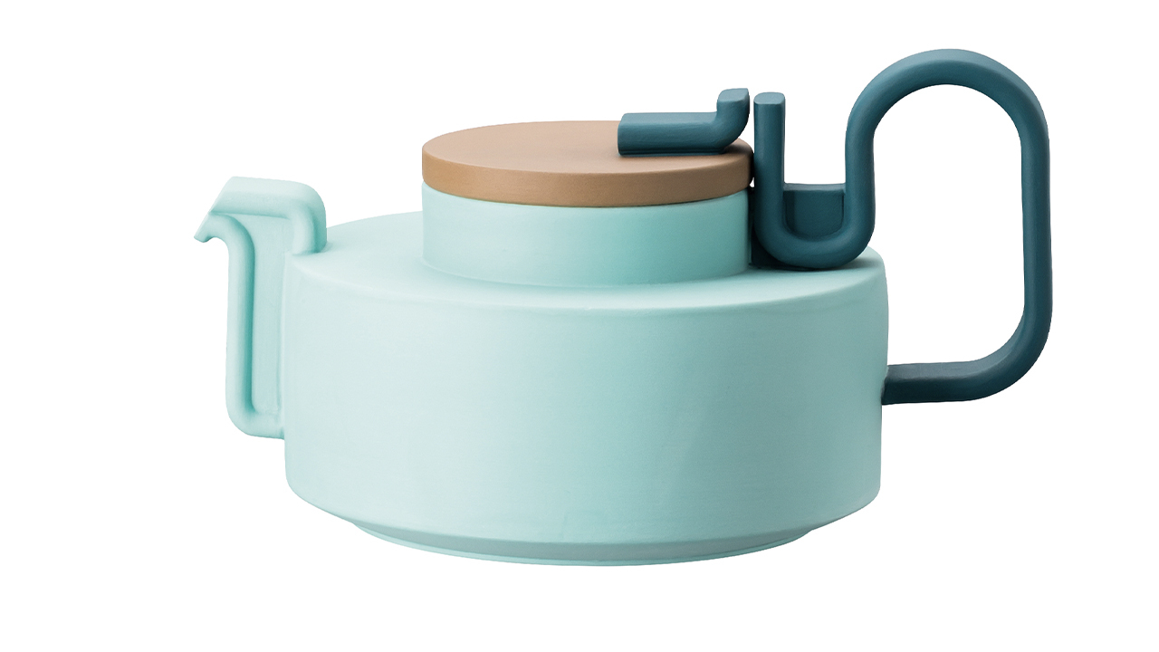 BLW 2019 ROSENTHAL TONGUE PINUP w663pt x h807pt teapot peacock