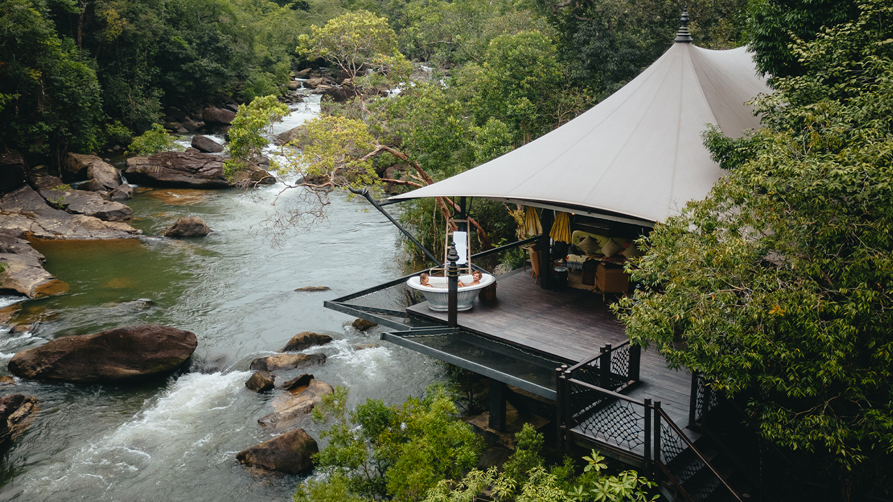 Bill Bensley Cr Shinta Mani Hotels 2