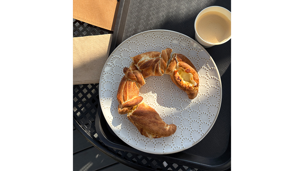Coffee Tomo Pretzel Courtesy of Six Taste and LA Times