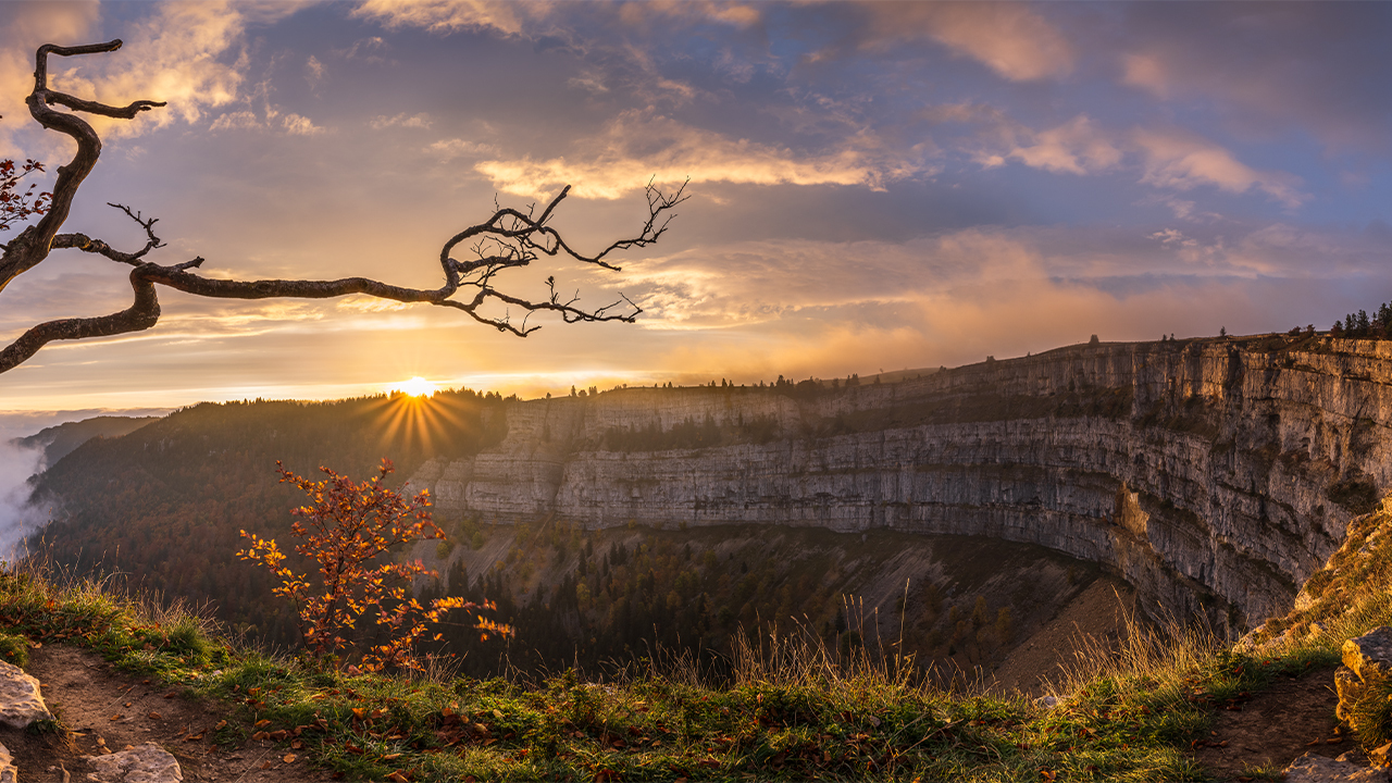 Creux du Van Cr Schweiz Tourismus