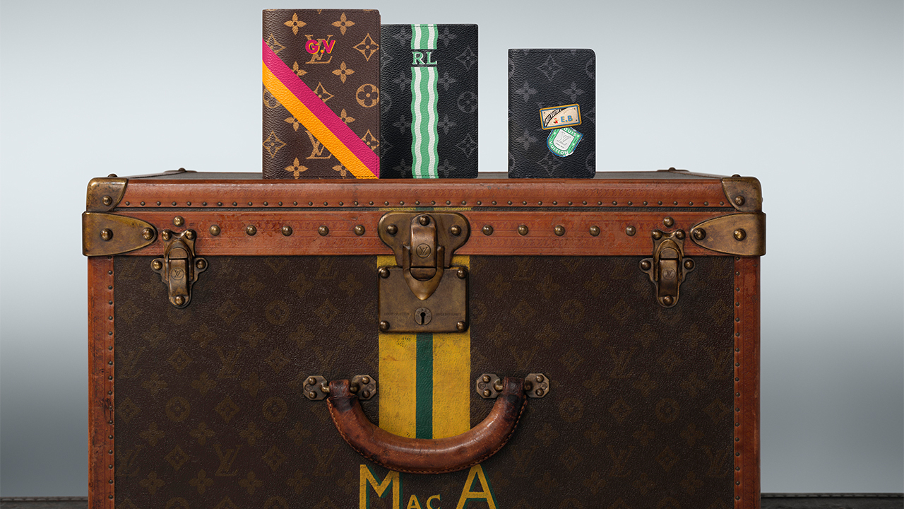 MON MONOGRAM STILL LIFE 8