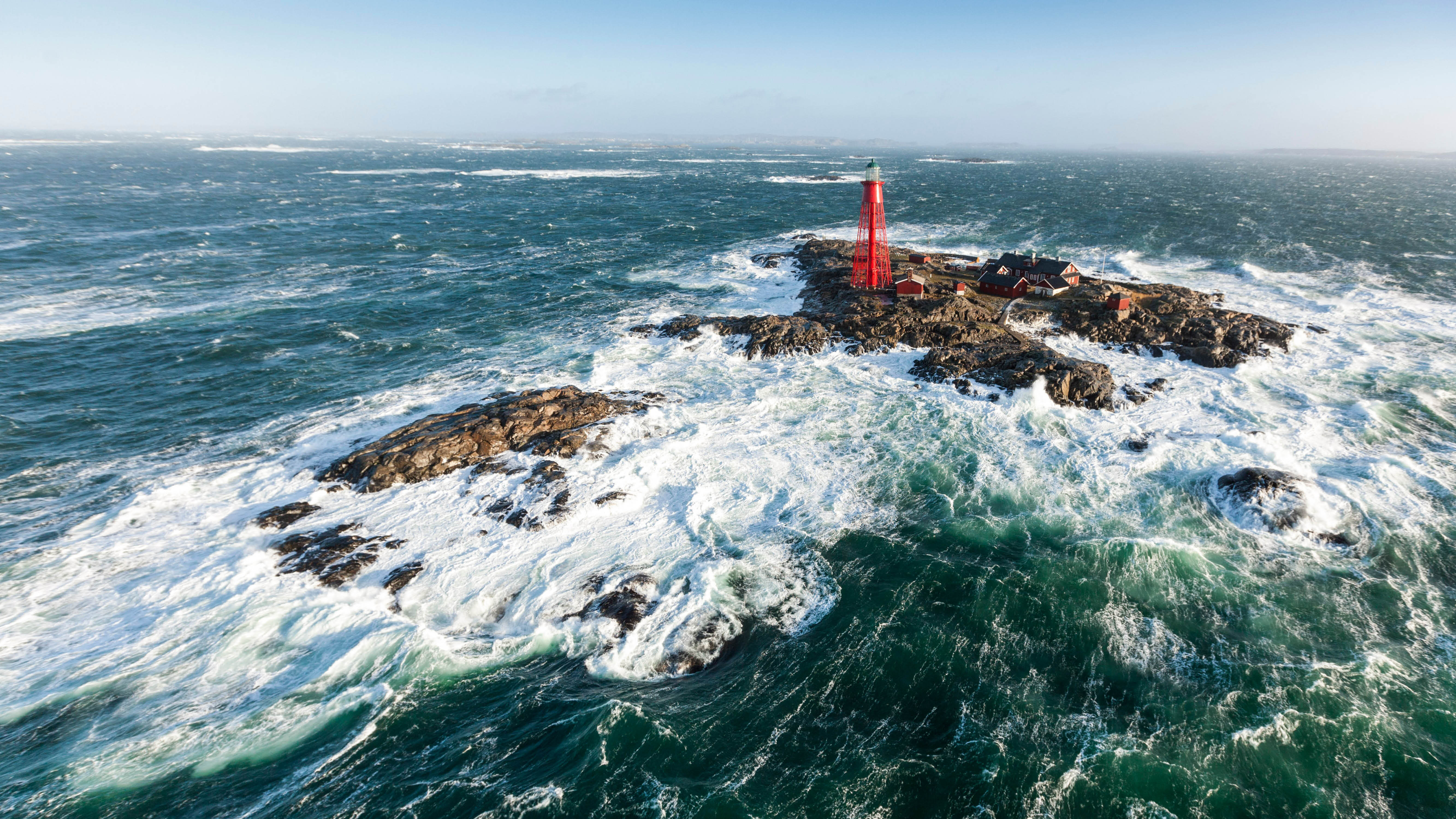Pater Noster Trygg Island1 Henrik Trygg