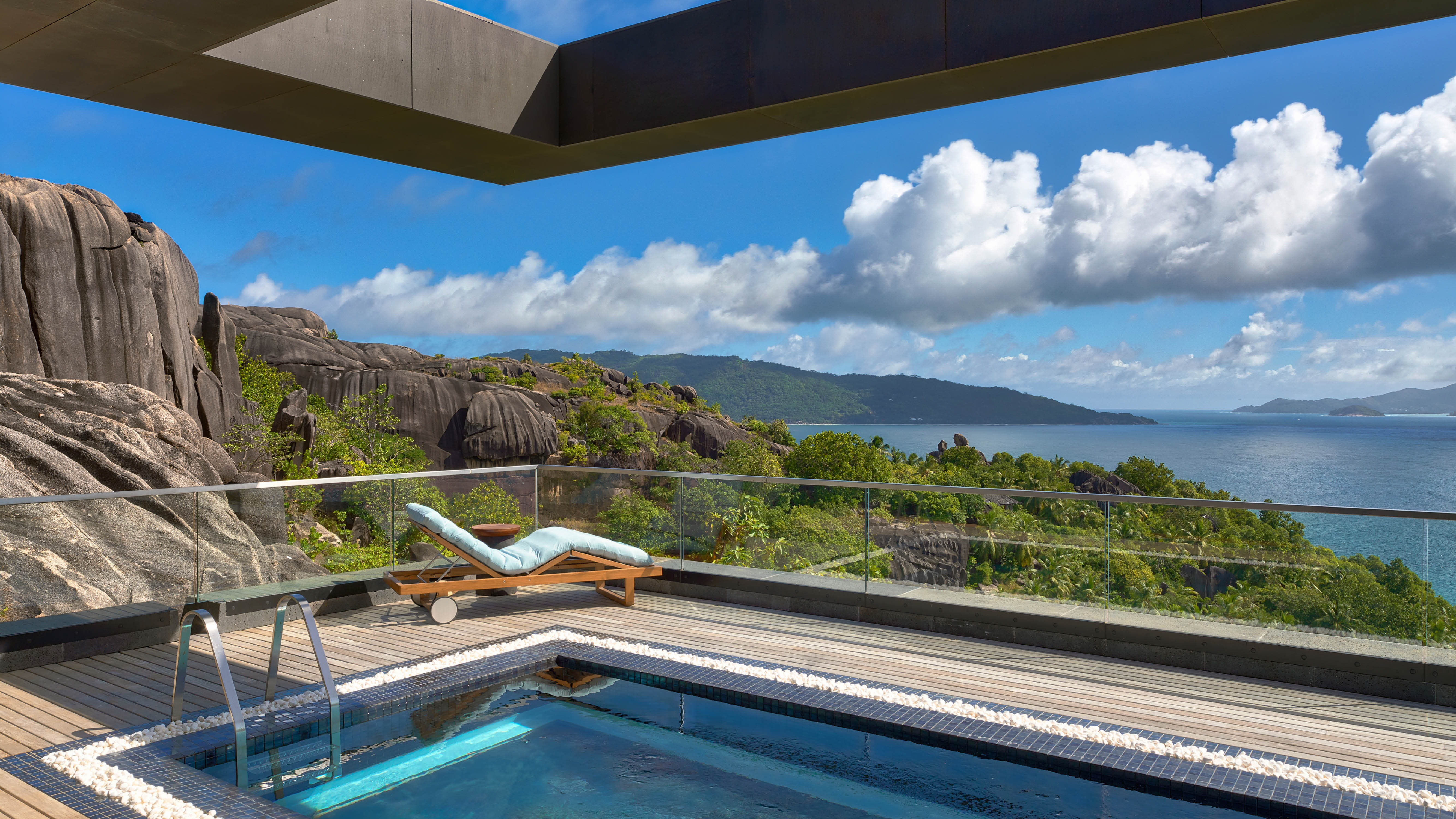 Seascape Three Bedroom Residence Master Pool