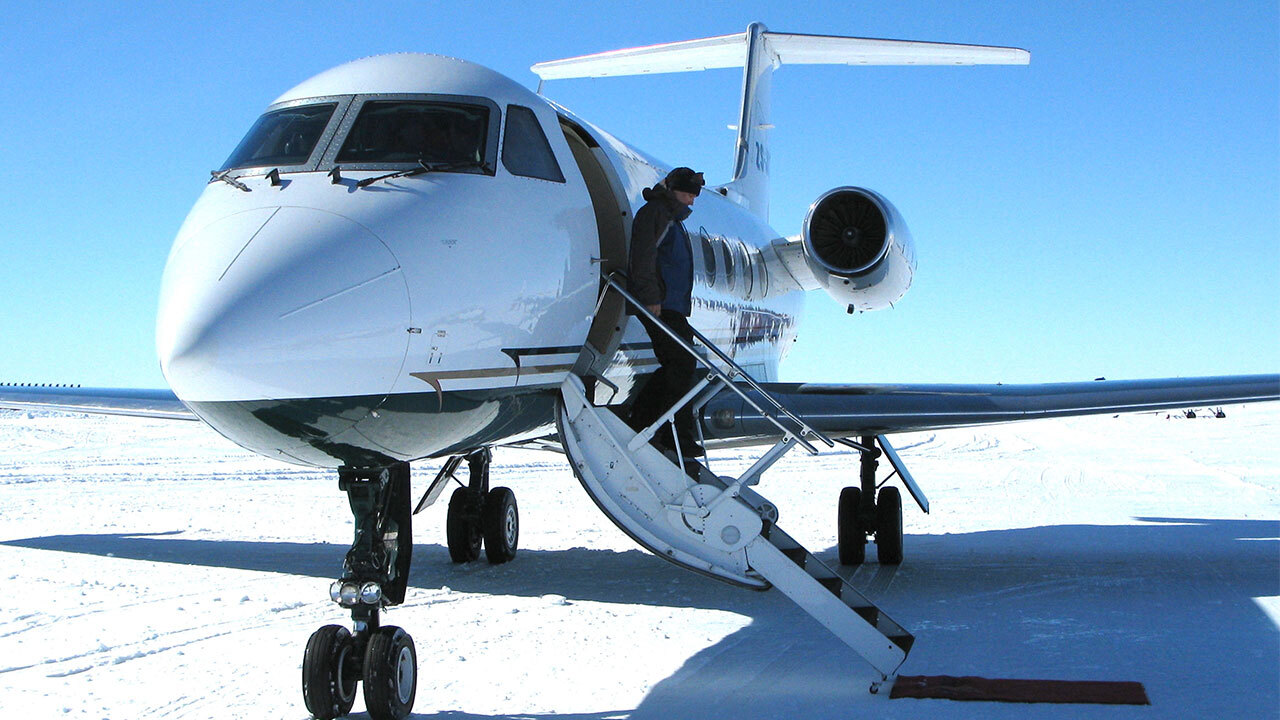 Travel News Ellerman House White Desert Gulfstream Landing