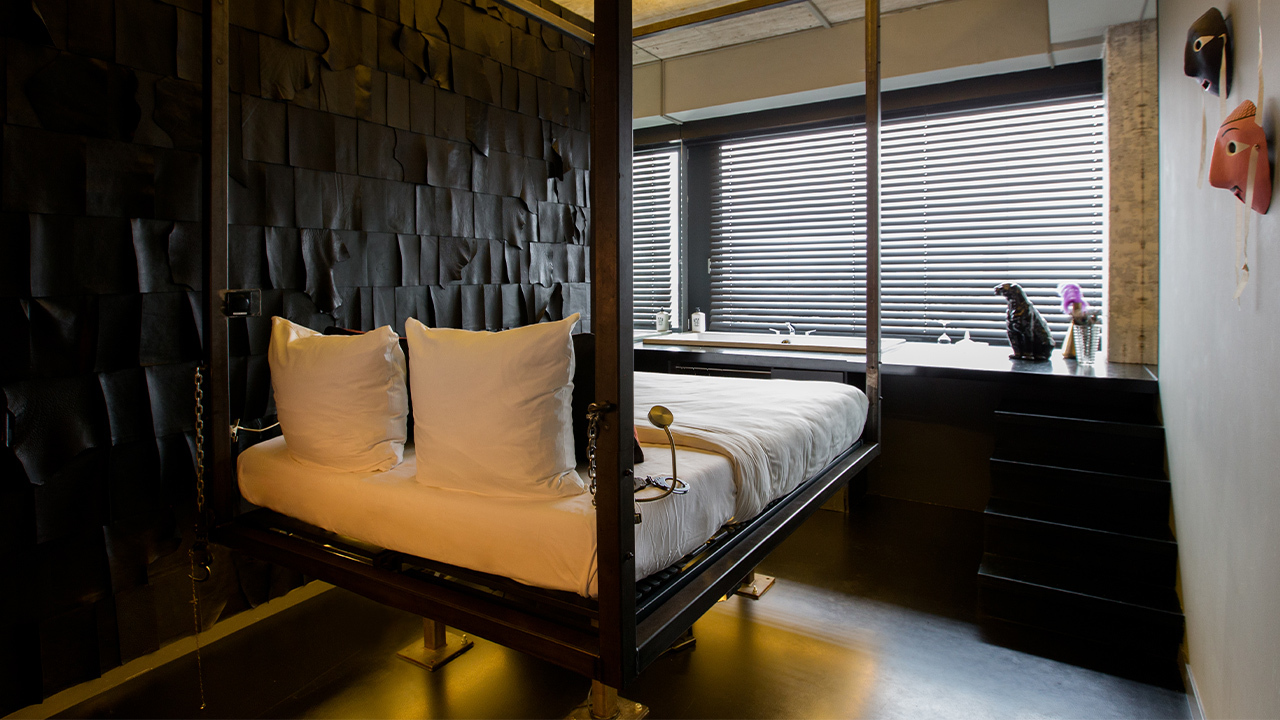 Volkshotel Special rooms Soixante neuff web 4 HR