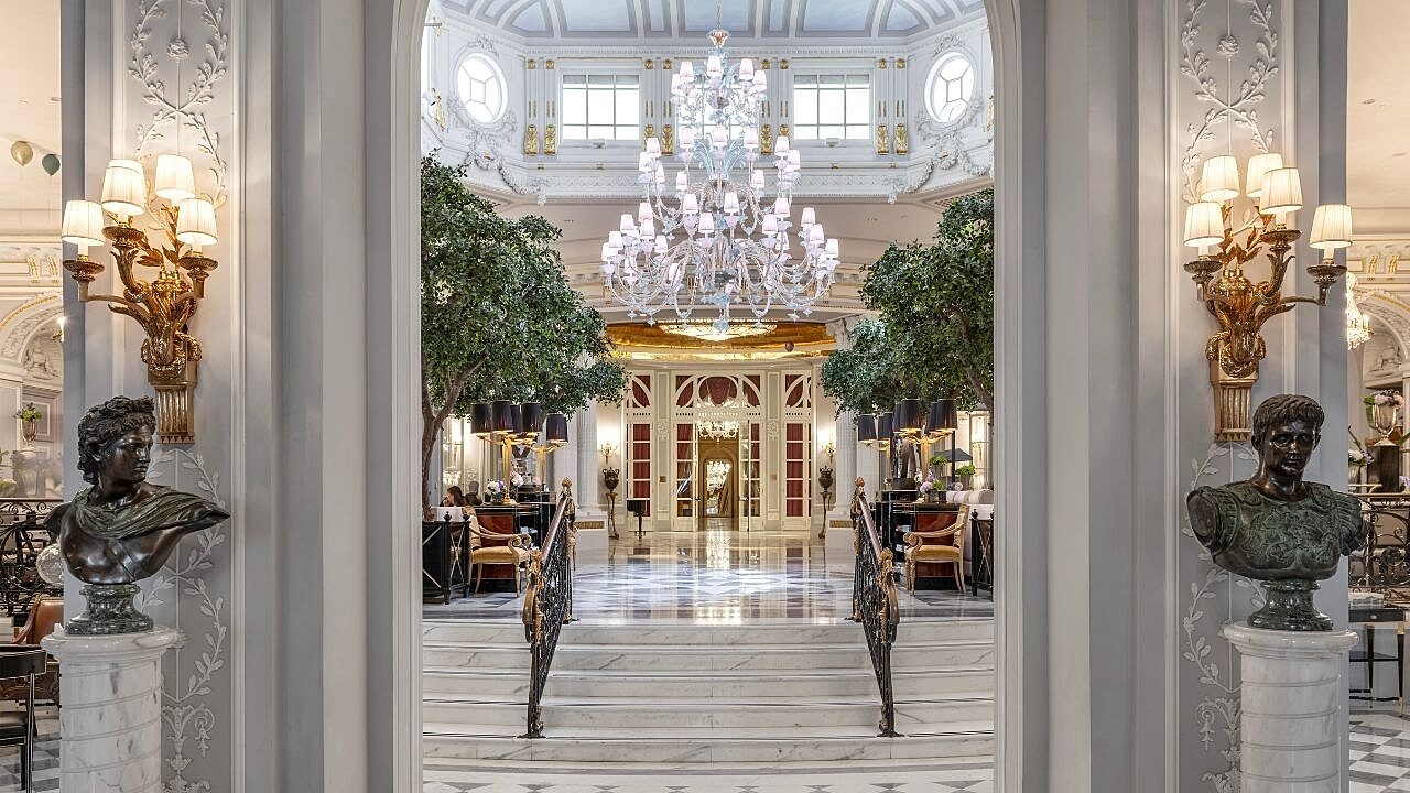 Das Vermächtnis des César Ritz: 130 Jahre Luxus im St.… | Signature