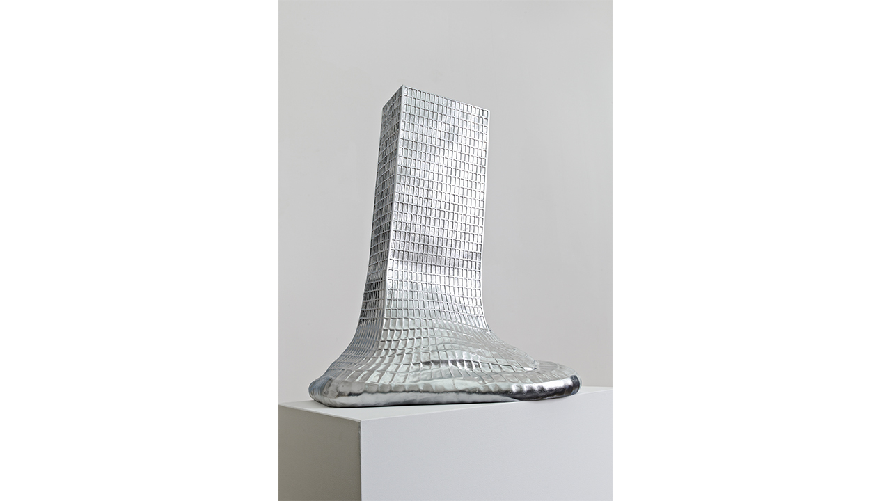 Erwin wurm mies van der rohe melting 2005 albertina wien the essl collection c bildrecht wien 2024 foto mischa nawra